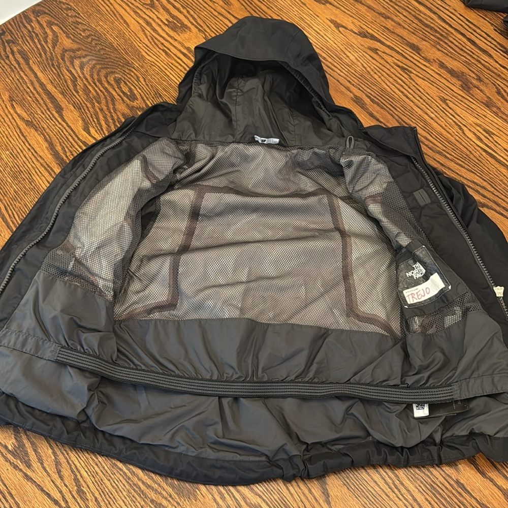 North face ski jacket outer shell - Picture 2 of 4